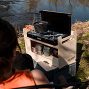 Campingbox mit herausnehmbarer Küche